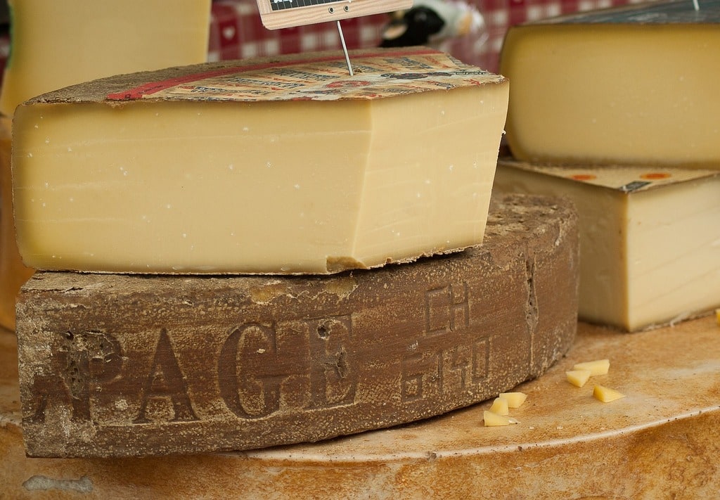 Comprendre les labels pour reconnaître un produit authentique